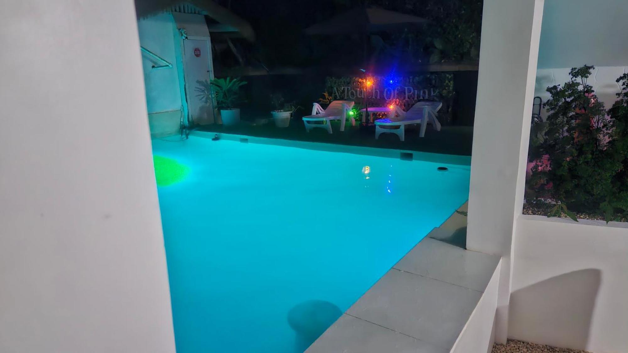 A Touch Of Pink Secret Eco Retreat With Pool, Starlink Wifi, Netflix, Mountain Views - Peaceful Stay In Puerto Princesa Near Underground River, Firefly Watching, And Waterfalls - Perfect Stop Between El Nido, Port Barton, And Puerto City - Scooter Re Екстериор снимка